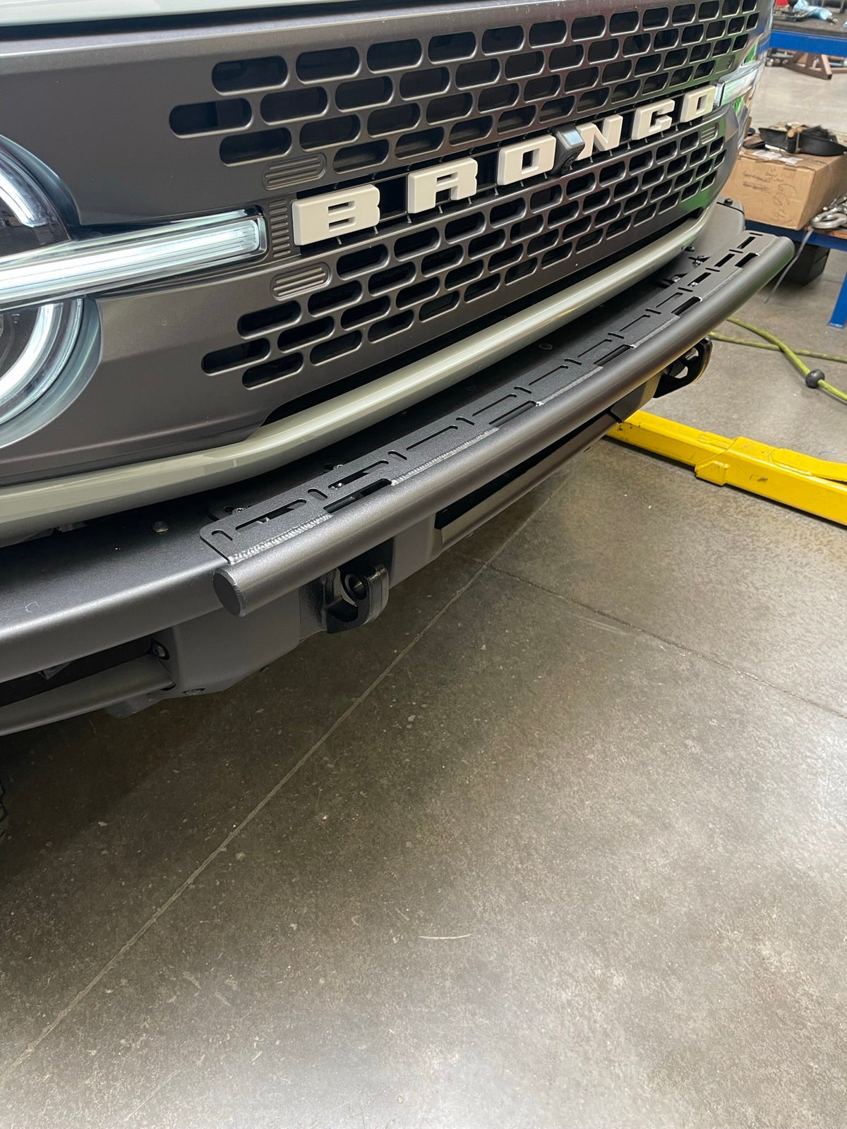 2022-UP Bronco Raptor Front Light Mount Kit  - Use Any Light