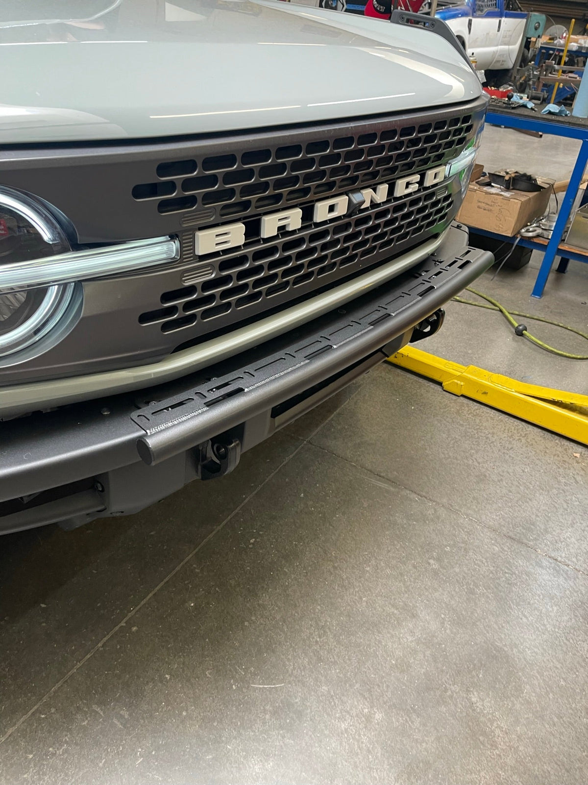 2022-UP Bronco Raptor Front Light Mount Kit  - Use Any Light